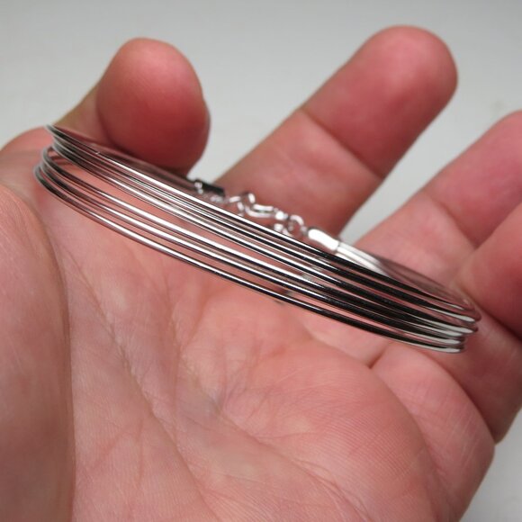 *925 Sterling Silver Bangle Bracelet - Picture 1 of 6